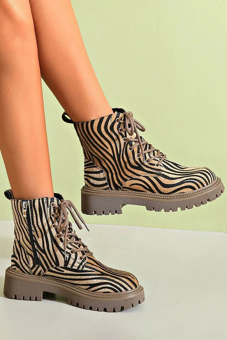 Claudia™ - Zebramuster Schnürschuhe - Image 2