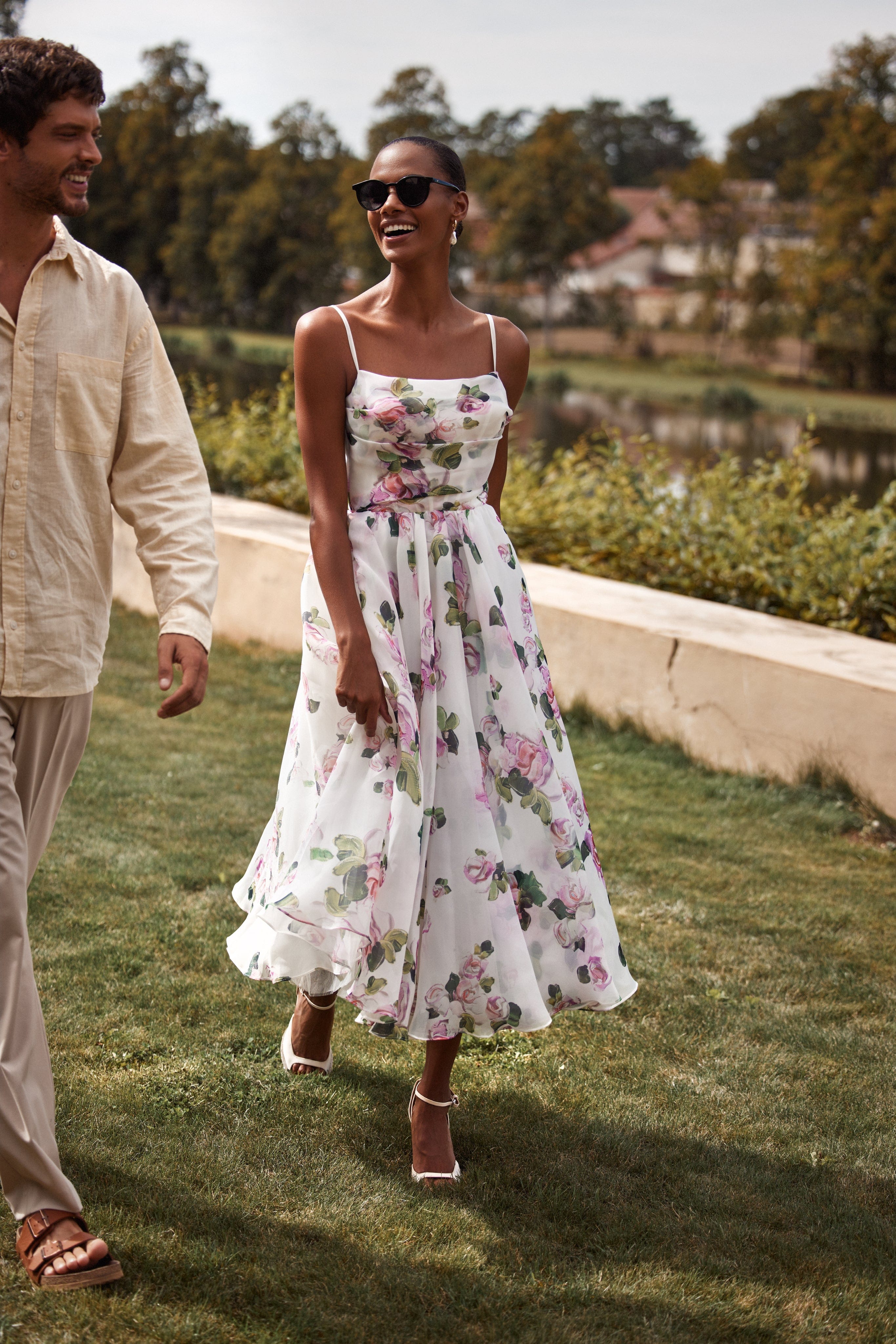 Emery - Midi Blumen Kleid - Image 12